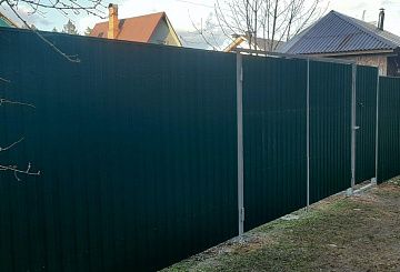 /zabory-iz-profnastila/green-profnastil/